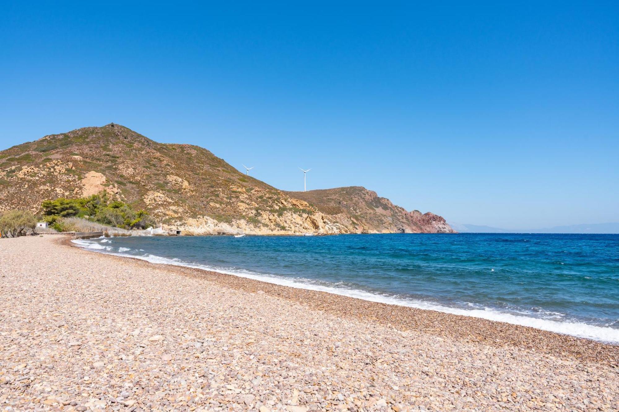 Beachfront Lampis Dolphin 4 Скала Екстериор снимка